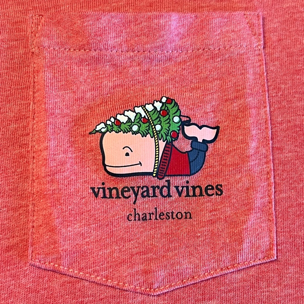 VINEYARD VINES Christmas Tree Whale Charleston - Picture 3 of 12